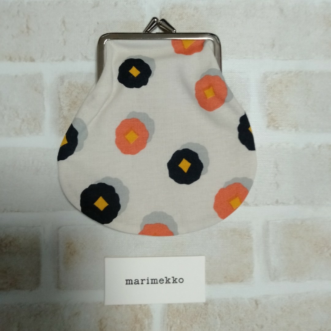 marimekko(マリメッコ)のマリメッコ　がま口　中 レディースのファッション小物(財布)の商品写真
