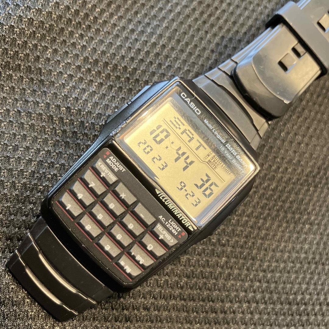 CASIO(カシオ)の中古、動作OK 、ベルト切れ　CASIO データバンクDBC-32  メンズの時計(腕時計(デジタル))の商品写真