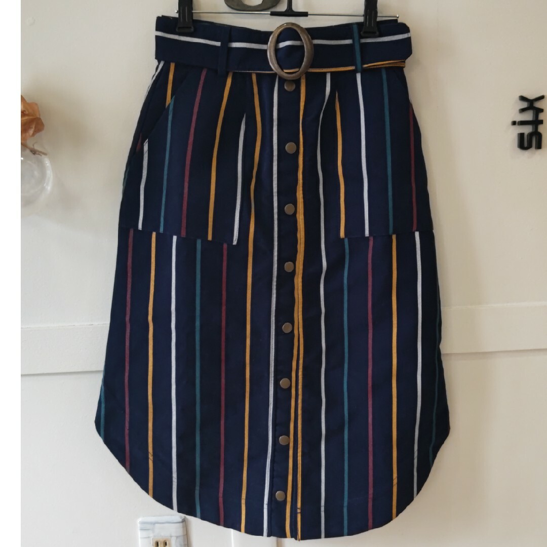 REDYAZEL(レディアゼル)のデニムスカート レディースのスカート(ひざ丈スカート)の商品写真