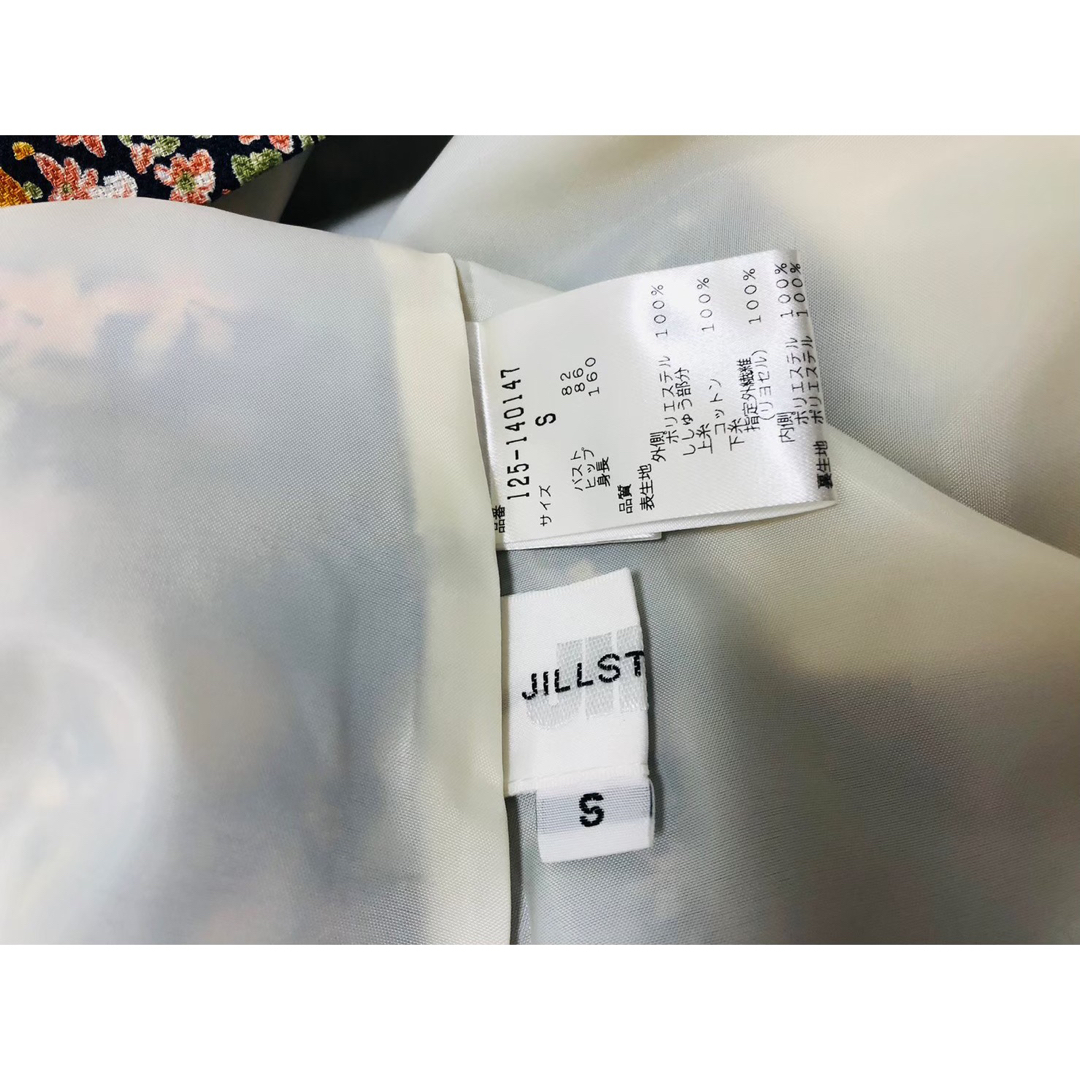 JILL by JILLSTUART(ジルバイジルスチュアート)の極美品 JILL by JILL STUART オーガンジー花柄ワンピース レディースのワンピース(ひざ丈ワンピース)の商品写真