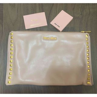 ミュウミュウ(miumiu)のミュウミュウ　MIUMIU クラッチバッグ(クラッチバッグ)