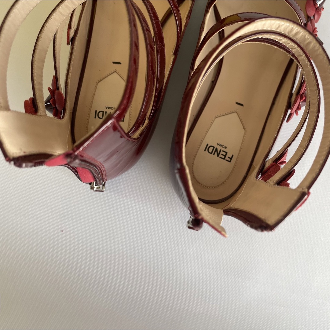 【FENDI】フラワーサンダル サイズ36 定価10万