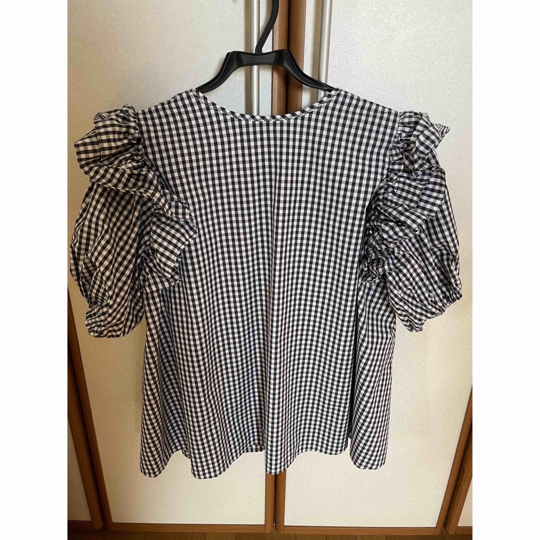 Chesty(チェスティ)のrosymonster triple frill blouse ネイビーギンガム レディースのトップス(シャツ/ブラウス(半袖/袖なし))の商品写真