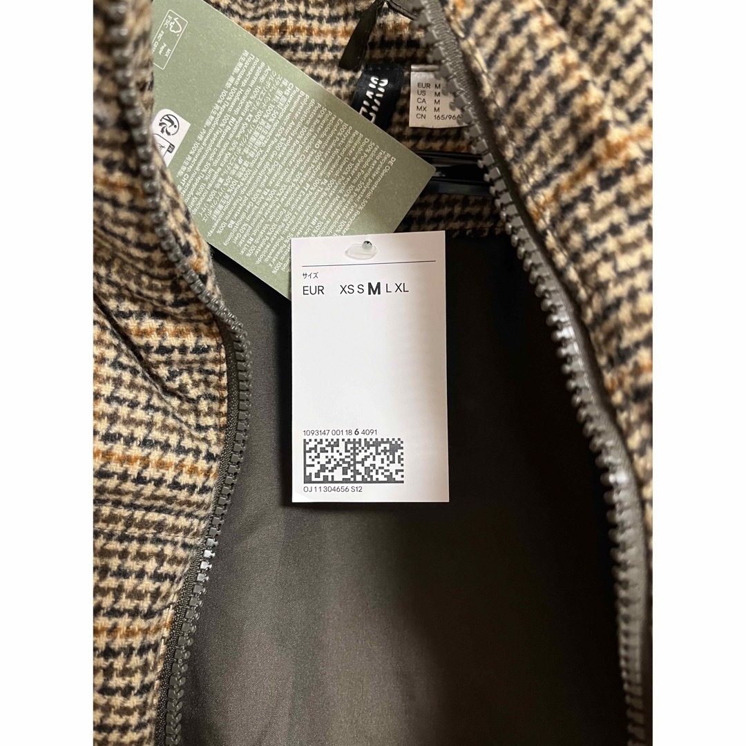 H&M(エイチアンドエム)の【H&M】パファーベスト　チェック レディースのジャケット/アウター(ダウンベスト)の商品写真