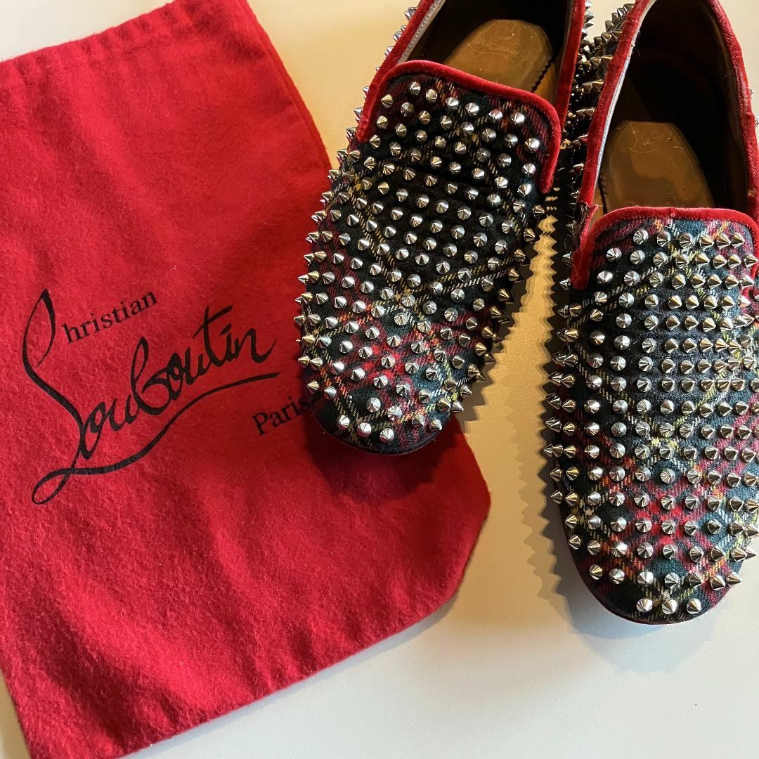 Christian Louboutin クリスチャンルブタン ROLLERBOY SPIKES FLAT