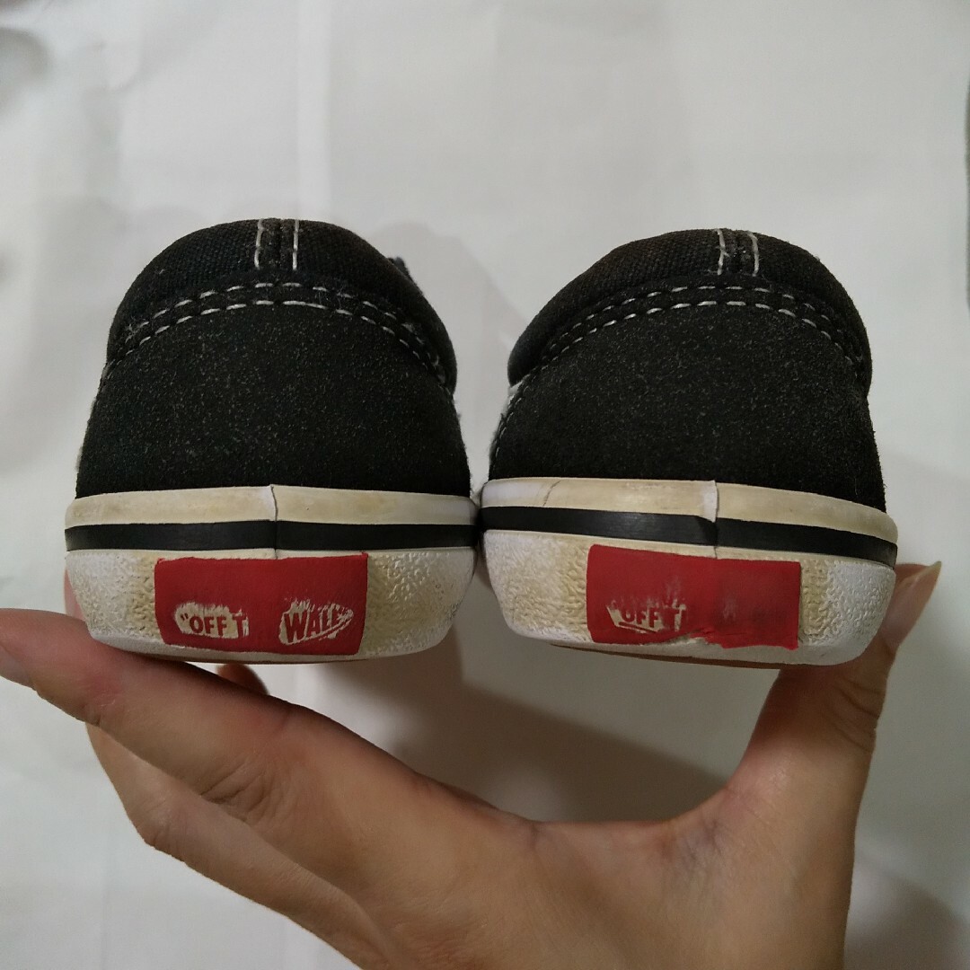 VANS(ヴァンズ)の16cm VANS バンズオールドスクール  ブラック  マジックテープ 　黒 キッズ/ベビー/マタニティのキッズ靴/シューズ(15cm~)(スニーカー)の商品写真