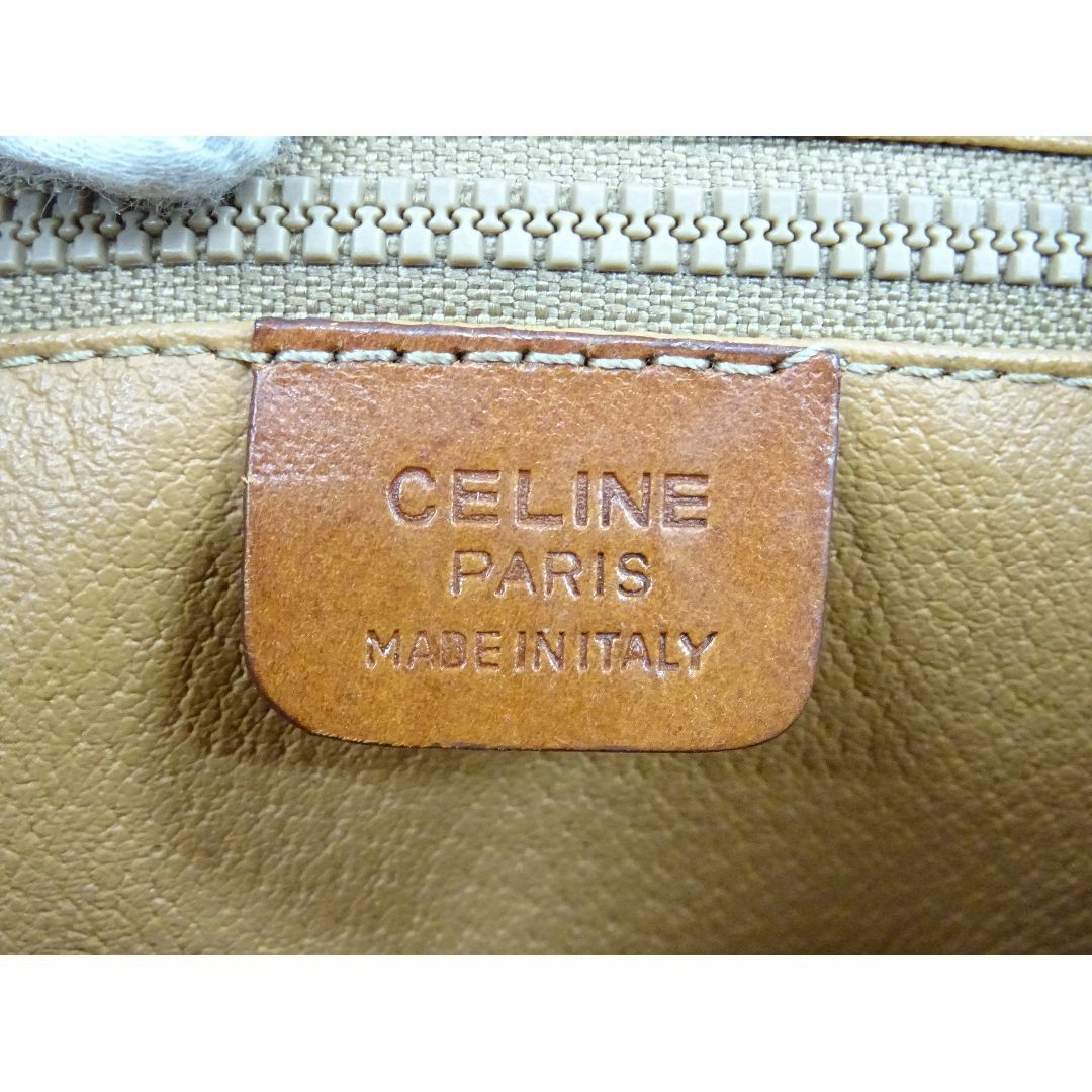 celine(セリーヌ)のM宇001 / CELINE マカダム柄 クラッチバッグ PVC レザー レディースのバッグ(クラッチバッグ)の商品写真
