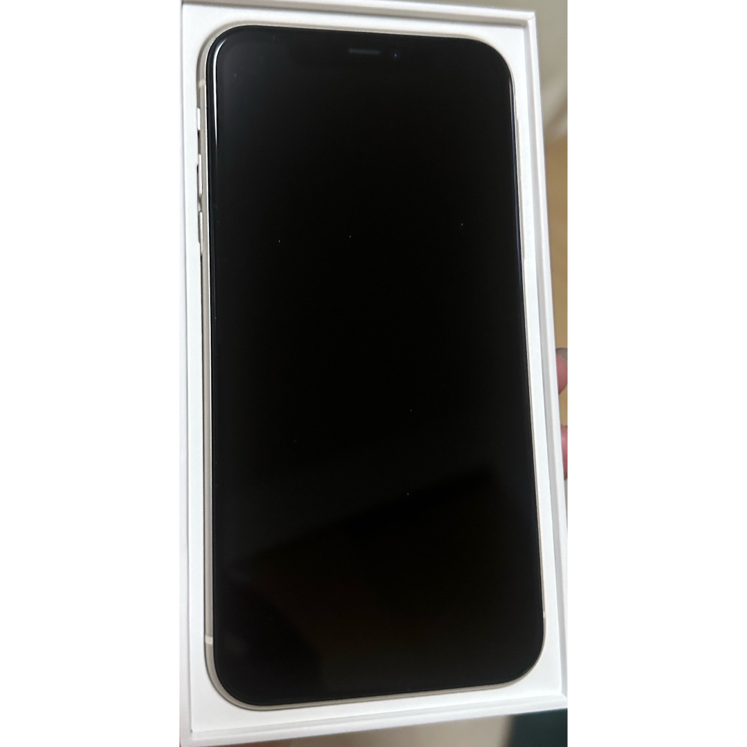 Apple - 超美品⭐︎ iPhone 11 ホワイト 128 GB 新品純正バッテリー ...