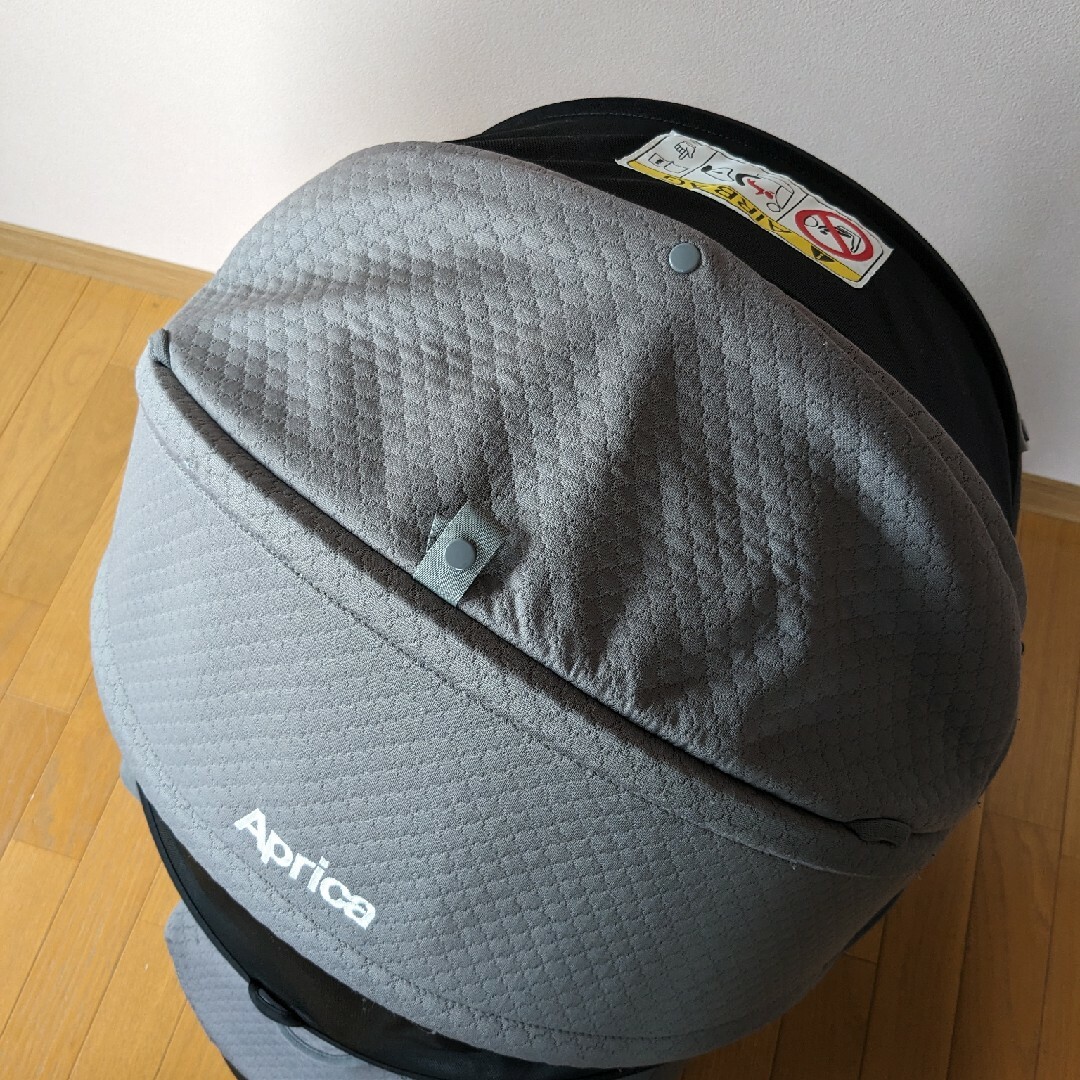 Aprica(アップリカ)のアップリカフラディア グロウ ISOFIX 360°セーフティー プレミアム キッズ/ベビー/マタニティの外出/移動用品(自動車用チャイルドシート本体)の商品写真