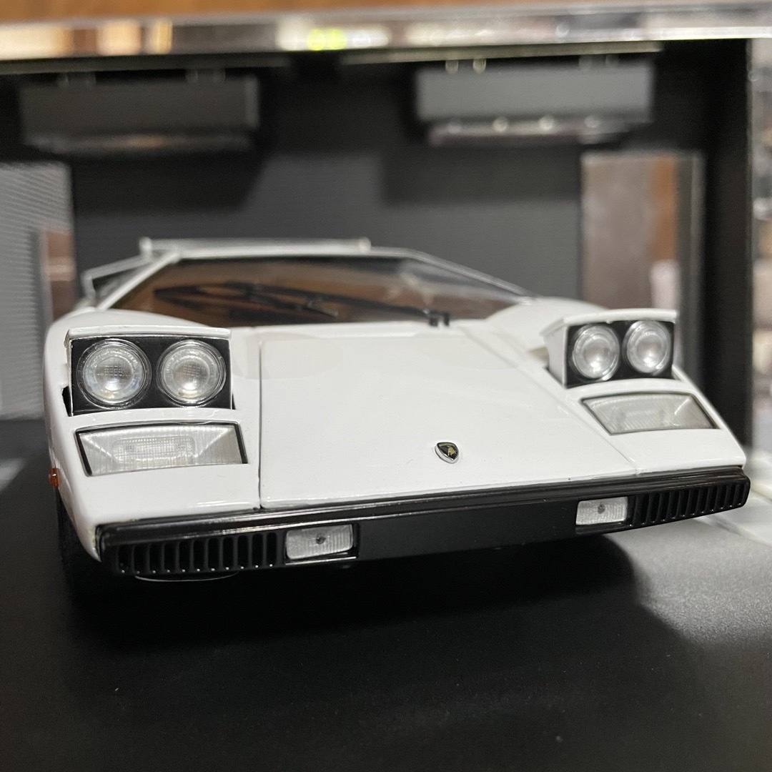 京商1/18 ランボルギーニカウンタックLP400 with roof wing 京商1/18 ランボルギーニカウンタックLP400 with roof wing