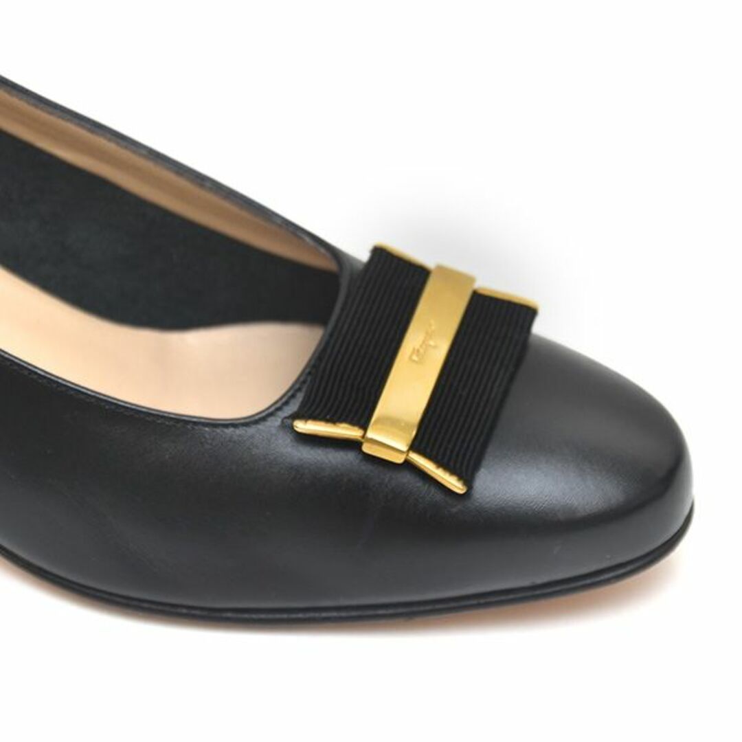 Salvatore Ferragamo - 美品♪フェラガモ ロゴバックル パンプス 6C(約