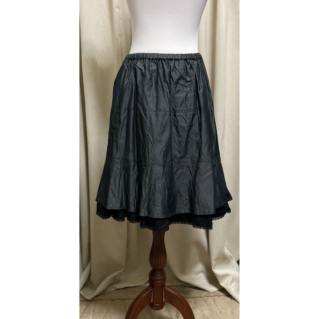 JaneMarple(ジェーンマープル)のジェーンマープル　リバーシブル　スカート　黒　レース　JaneMarple レディースのスカート(ひざ丈スカート)の商品写真