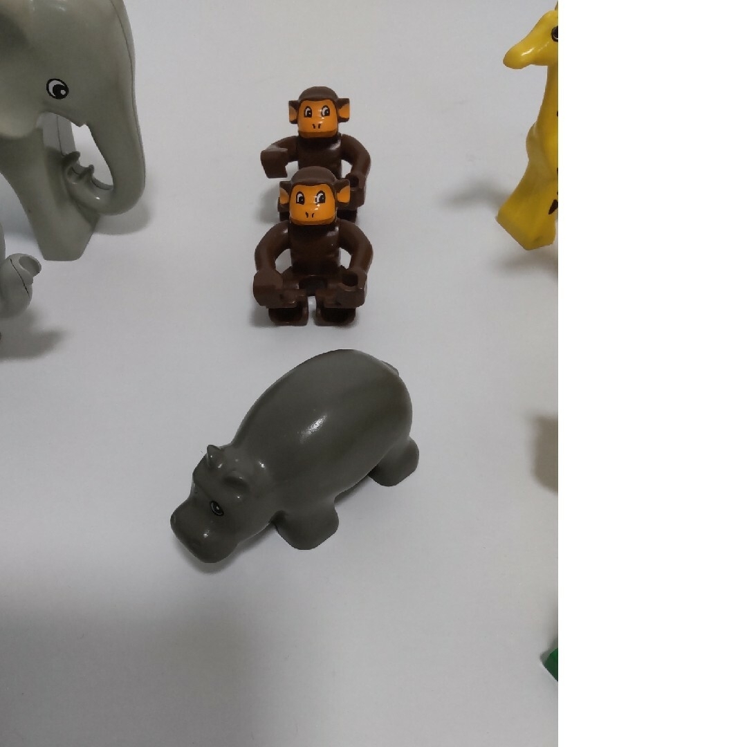 Lego(レゴ)のレゴ　デュプロ　動物と人、柵 キッズ/ベビー/マタニティのおもちゃ(積み木/ブロック)の商品写真