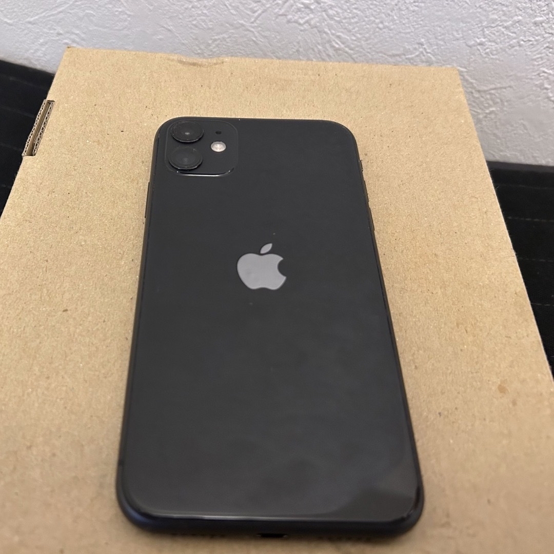 アップル iPhone11 128GB ブラック auブラックカラー