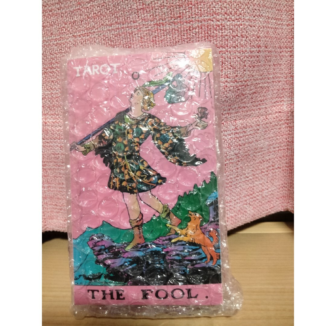 未使用タロットカード　The fool pink エンタメ/ホビーの本(趣味/スポーツ/実用)の商品写真