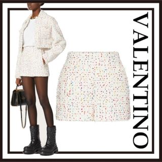 ヴァレンティノ(VALENTINO)の＊新品未使用＊ VALENTINO ツイード　ショートパンツ　ホワイト(ショートパンツ)