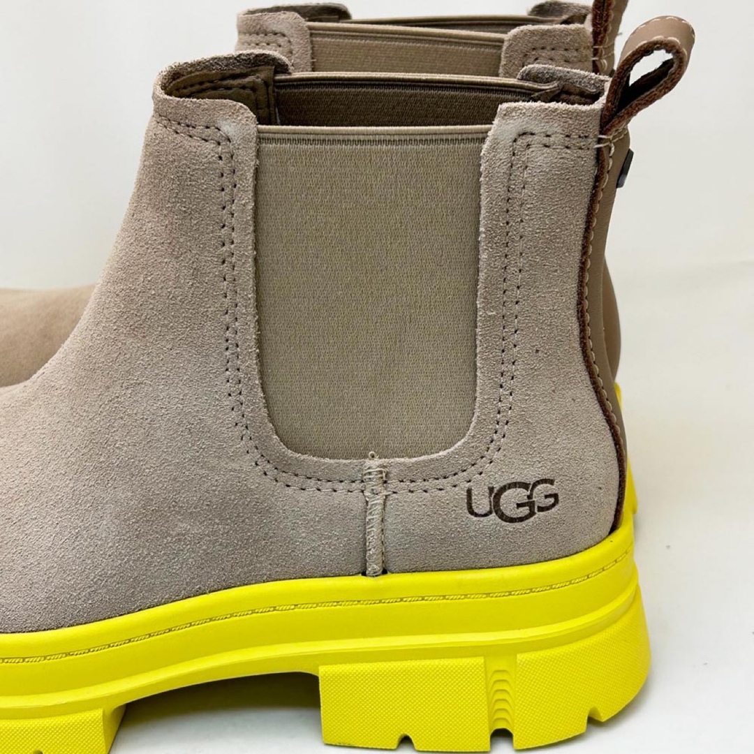 新品 UGGサイドゴアブーツ ASHTON CHELSEA サンド 24.0cm | www