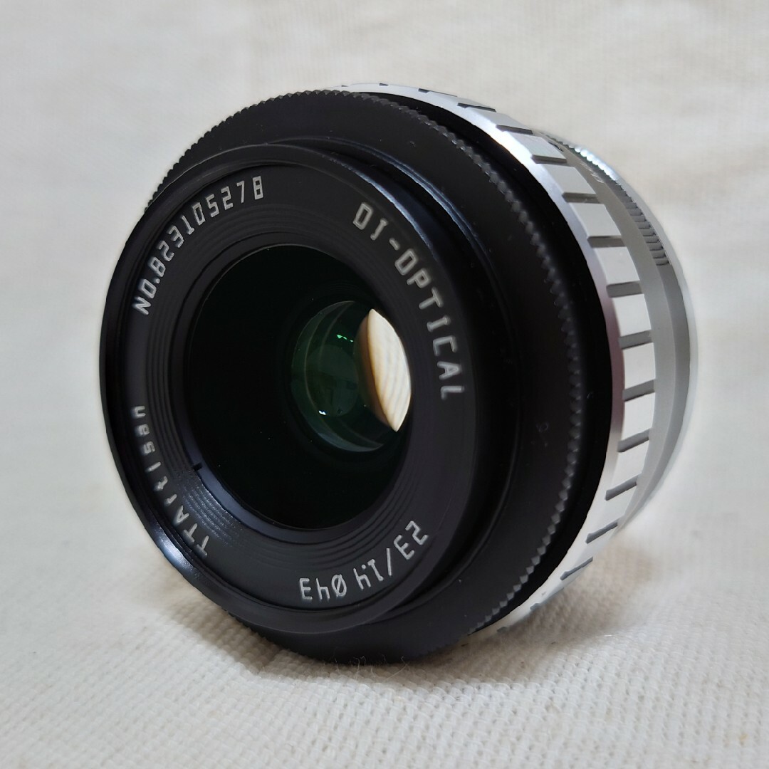 富士フイルム(フジフイルム)のTTArtisan 23mm F1.4 Xマウント スマホ/家電/カメラのカメラ(レンズ(単焦点))の商品写真