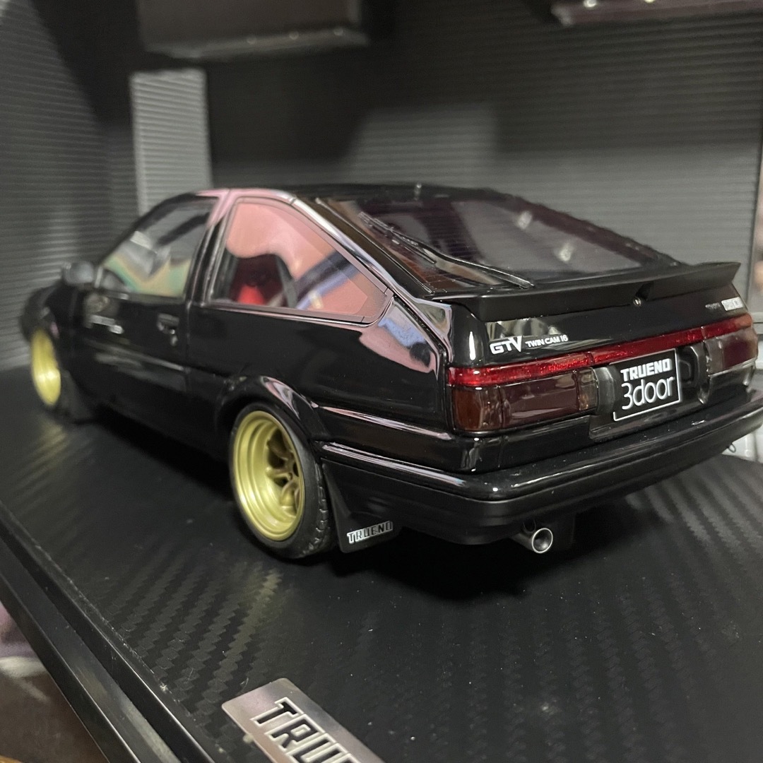 未展示品イグニッションモデル1/18トレノAE86 3-Door GTVブラック