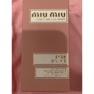 ミュウミュウ(miumiu)のMIUMIU アイズオンミー オードトワレ 50ml 香水(香水(女性用))