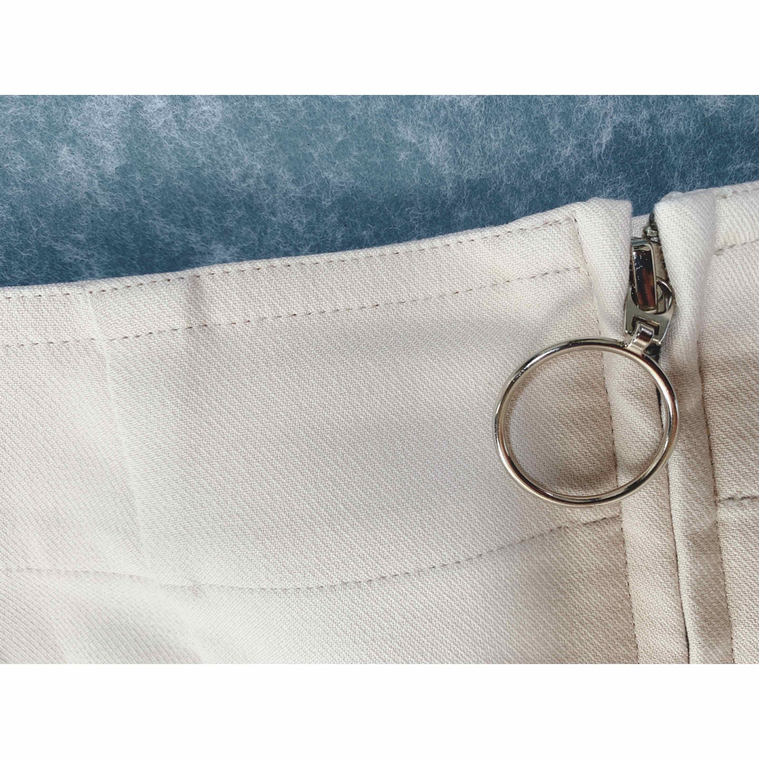 Noble(ノーブル)のYumi様　NOBLE ノーブル　ダブルクロスフープジップタイトスカート　美品 レディースのスカート(ひざ丈スカート)の商品写真