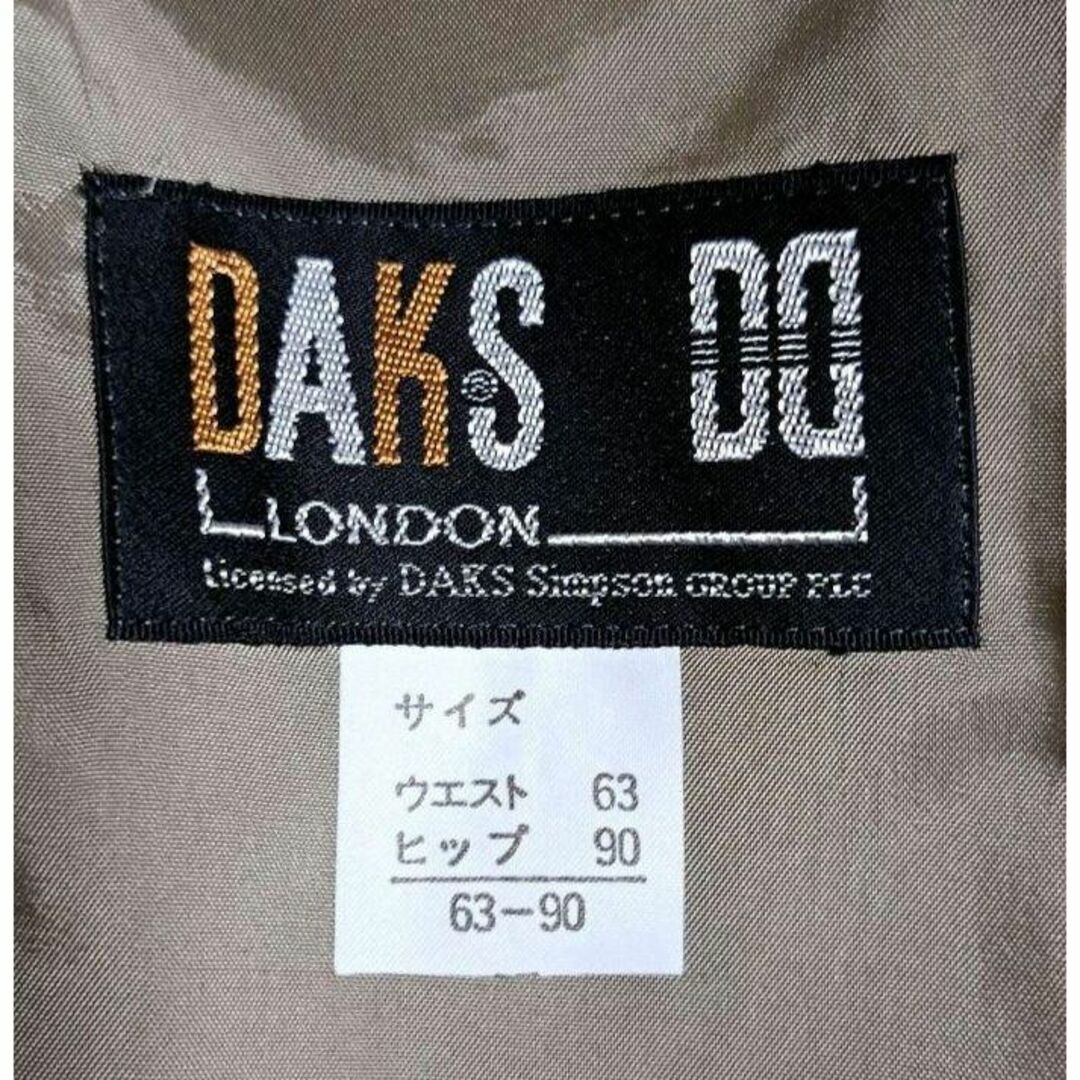 DAKS(ダックス)のDAKS ダックス フレアスカート ベージュ ブラウン ブラック チェック M レディースのスカート(ひざ丈スカート)の商品写真