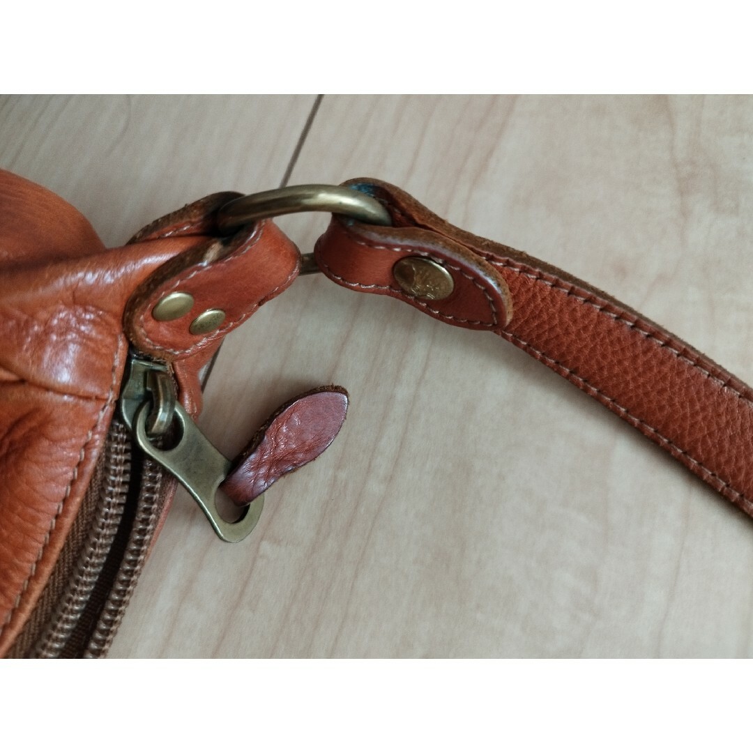 IL BISONTE(イルビゾンテ)のイルビゾンテバック メンズのバッグ(ショルダーバッグ)の商品写真