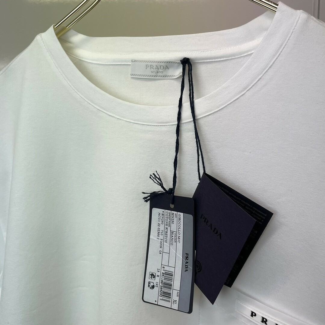 新品未使用　PRADA プラダ　ロゴ　Tシャツ　ホワイト　XLサイズ　メンズ