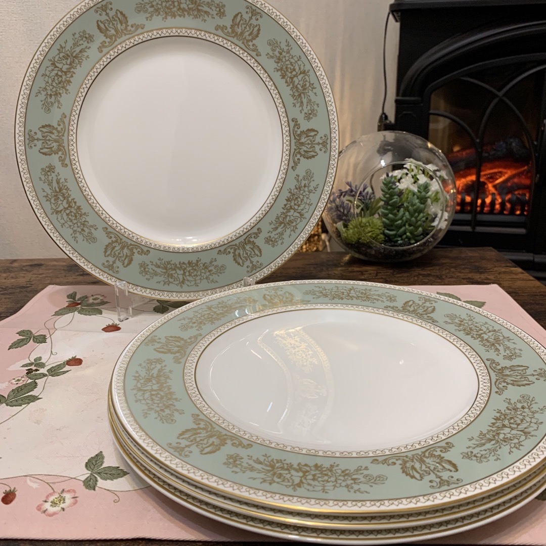 WEDGWOOD - ウェッジウッド コロンビア セージグリーン 27cm ディナー