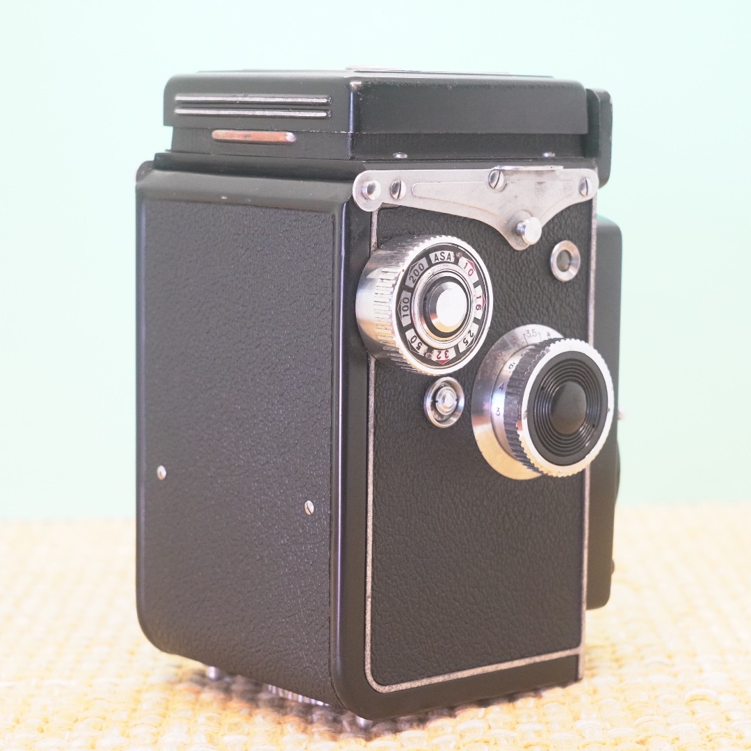 京セラ(キョウセラ)の完動品◎YASHICAFLEX C型 二眼レフ フィルムカメラ #543 スマホ/家電/カメラのカメラ(フィルムカメラ)の商品写真