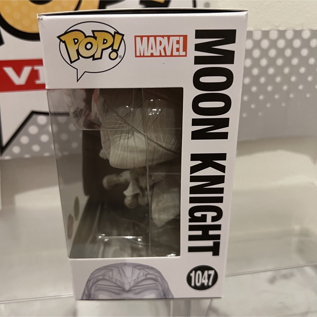 MARVEL(マーベル)のレアFUNKO POP!  Disney + ムーンナイト　蓄光限定版 エンタメ/ホビーのフィギュア(アメコミ)の商品写真