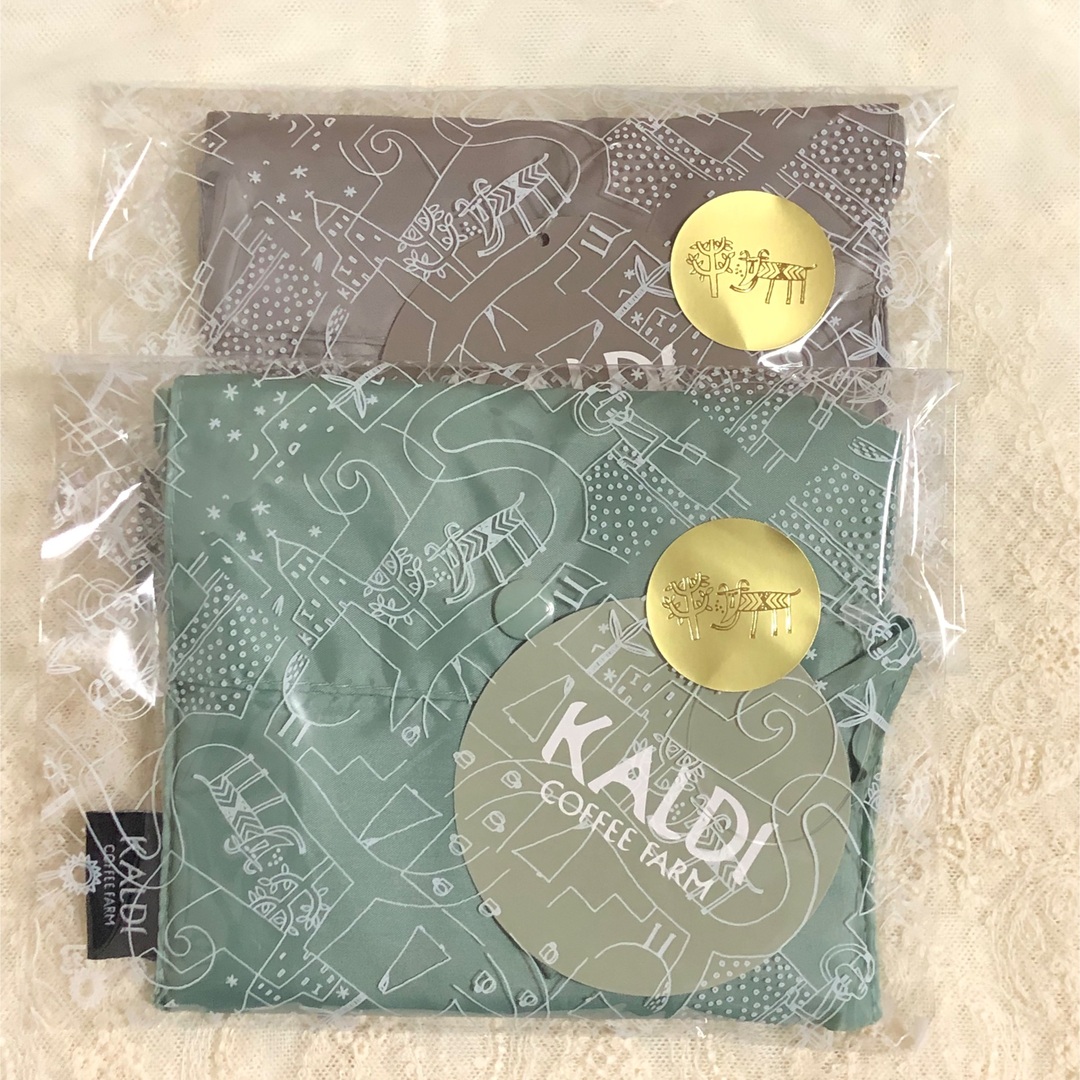 KALDI(カルディ)の★未開封★カルディ　新色　エコバッグ　2色　セージグリーン＆グレー　ギフト レディースのバッグ(エコバッグ)の商品写真