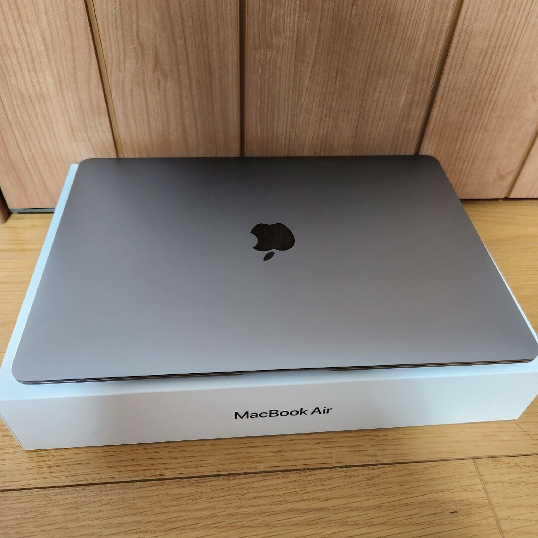 Macbook Air 13inc Retina Core i3MacBook