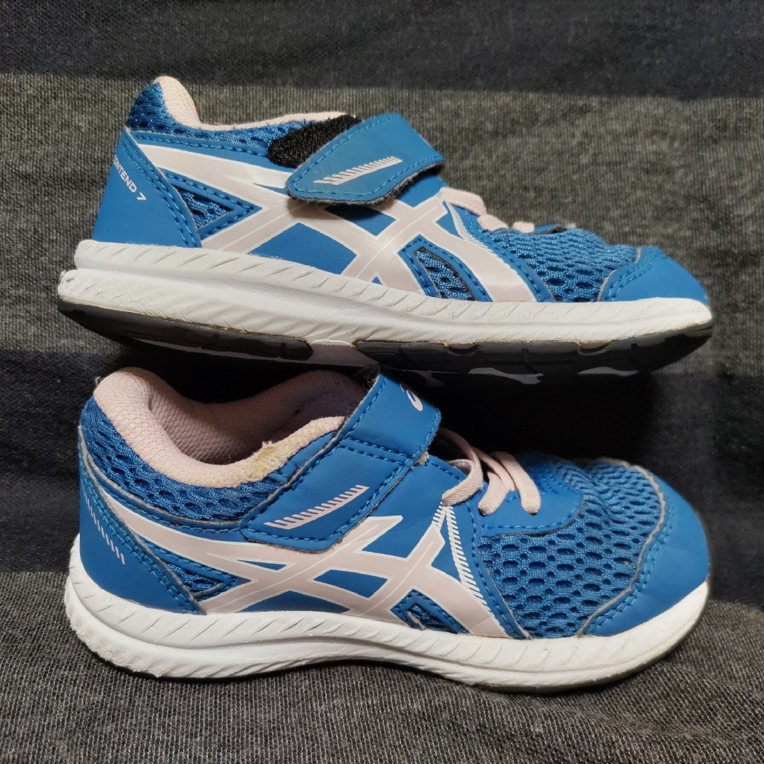 asics(アシックス)のアシックス CONTEND 7 TS キッズ キッズ/ベビー/マタニティのキッズ靴/シューズ(15cm~)(スニーカー)の商品写真