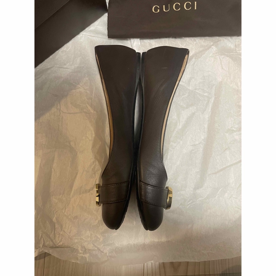 Gucci(グッチ)のGUCCI マーモントゴールドパンプス フラットシューズ レディースの靴/シューズ(バレエシューズ)の商品写真