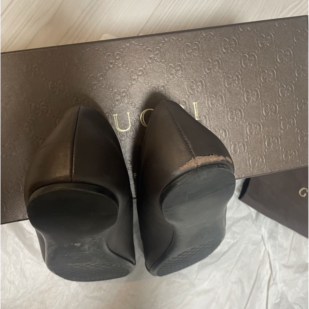 Gucci(グッチ)のGUCCI マーモントゴールドパンプス フラットシューズ レディースの靴/シューズ(バレエシューズ)の商品写真