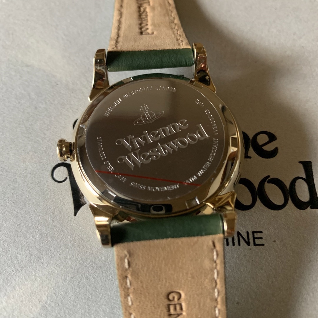 新品✨ヴィヴィアンウエストウッド 腕時計 VV240GDGR メンズ グリーン