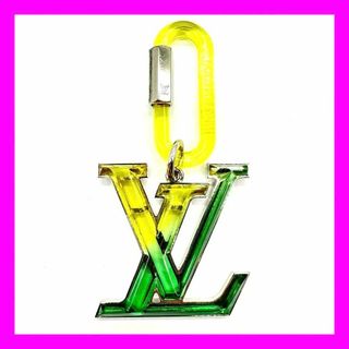 ルイヴィトン(LOUIS VUITTON)の❤️ルイヴィトン　ビジュー　サック　プリズム　キーホルダー　キーリング✨(キーホルダー)