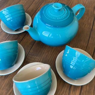 ルクルーゼ(LE CREUSET)の【未使用】ル・クルーゼ ティーセット ターコイズブルー ポット カップ 4客(食器)