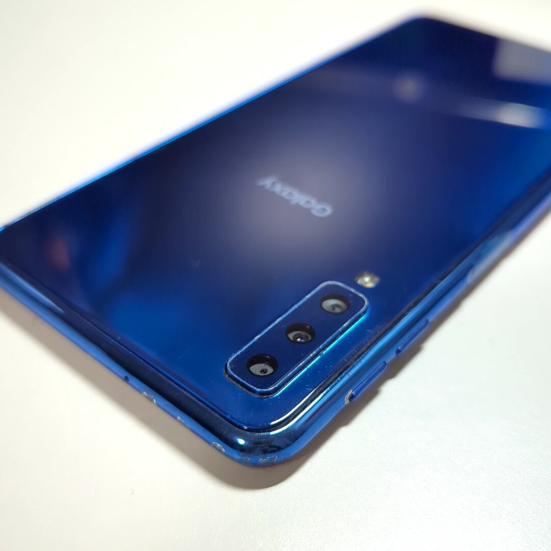 Galaxy A7 ブラック 64 GB SIMフリー ブルー 4