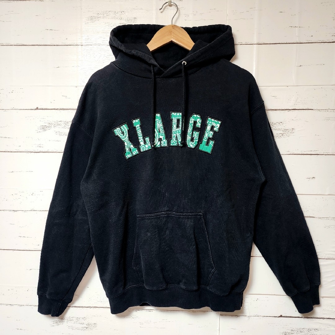 XLARGE(エクストララージ)の《超希少》XLARGE エクストララージ パーカー ペイズリー ブラック 刺繍 メンズのトップス(パーカー)の商品写真