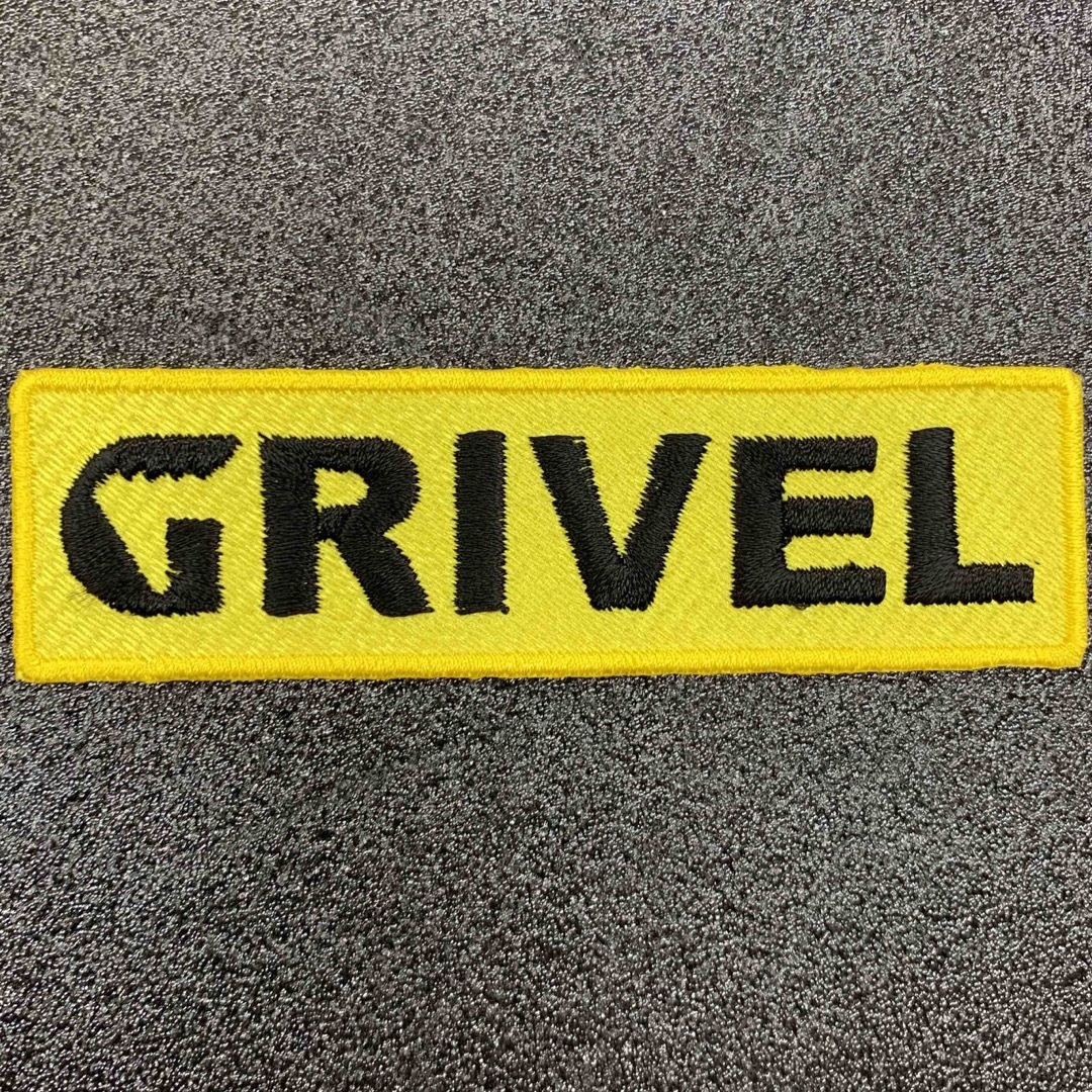 GRIVEL(グリベル)の黄 98×28mm GRIVEL グリベル ロゴ アイロンワッペン -A スポーツ/アウトドアのアウトドア(登山用品)の商品写真