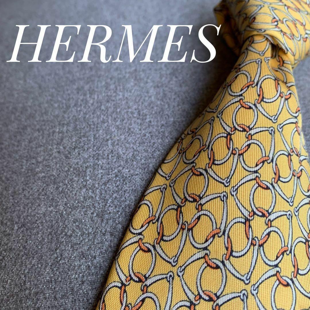 美品　HERMES   人気のH総柄　ネクタイ