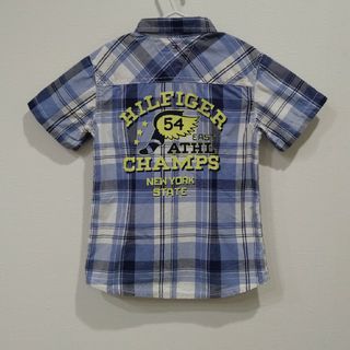 トミーヒルフィガー(TOMMY HILFIGER)のトミーヒルフィガー　バックプリント　チェックシャツ　4T 100(Tシャツ/カットソー)