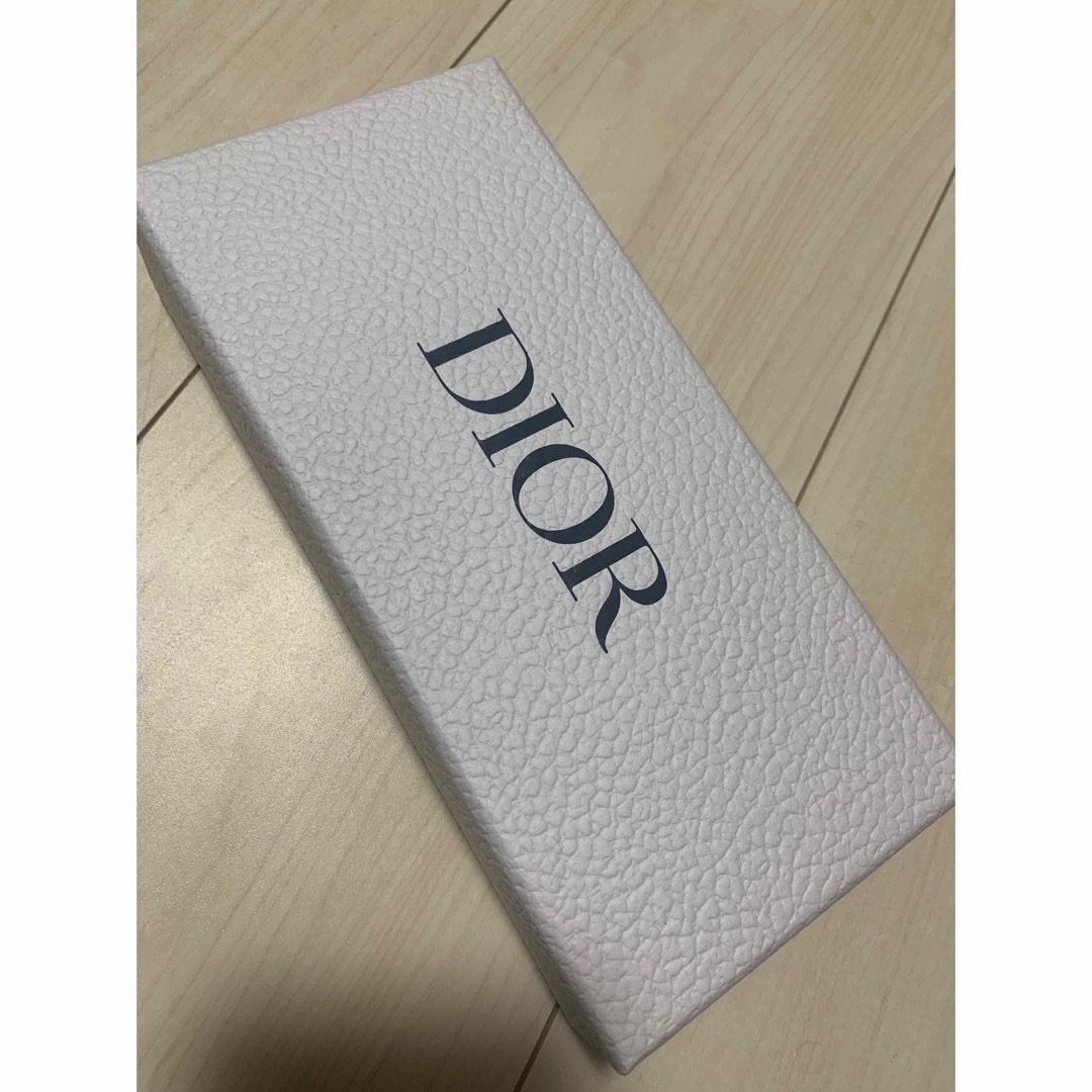 Dior(ディオール)のmuji様専用　新品Diorノベルティー　口紅・マニキュア・ラゲージタグ コスメ/美容のベースメイク/化粧品(口紅)の商品写真