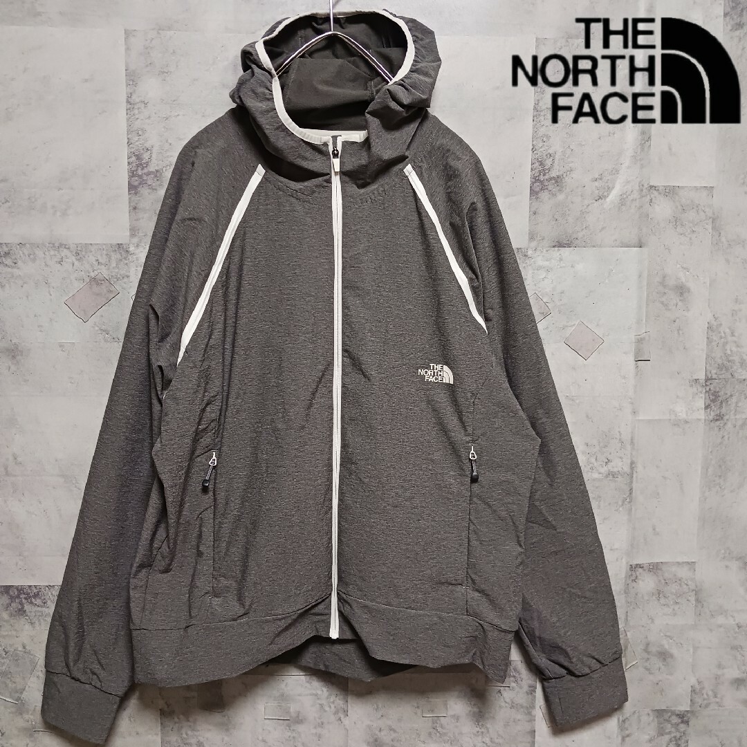 THE NORTH FACE(ザノースフェイス)のTHE  NORTH  FACE  ザノースフェイスレディースジャケット グレー レディースのジャケット/アウター(ナイロンジャケット)の商品写真