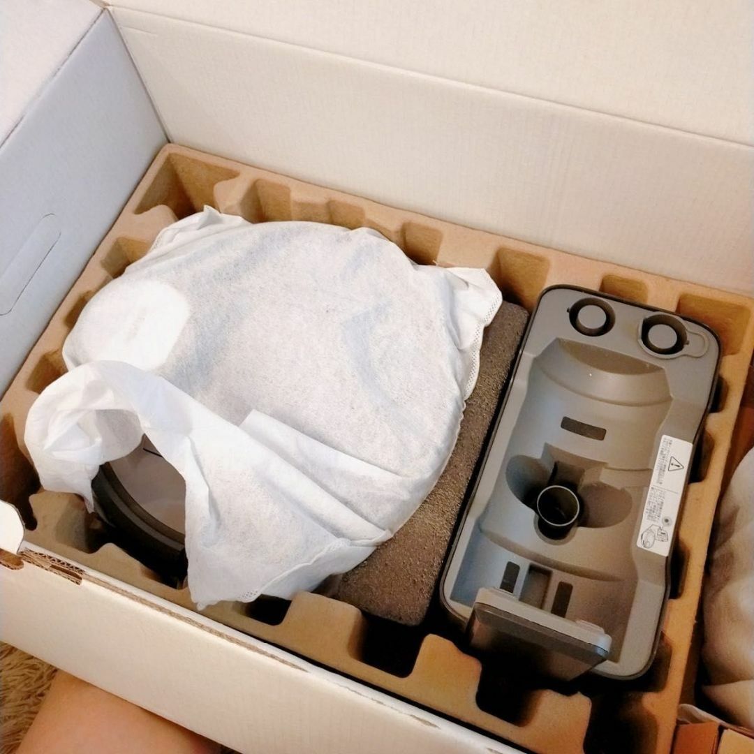 定価10万 ロボット掃除機 ハンディ、水拭き DR98 定価10万 ロボット掃除機 ハンディ、水拭き DR98