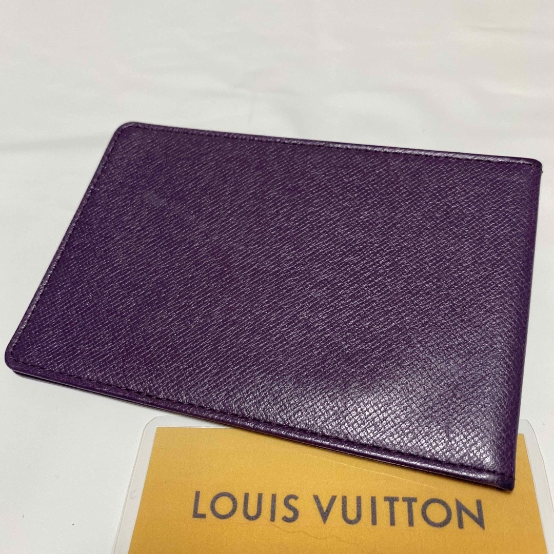 LOUIS VUITTON(ルイヴィトン)のLOUIS VUITTON タイガ パスケース パープル系 レディースのファッション小物(名刺入れ/定期入れ)の商品写真