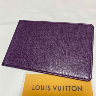 ルイヴィトン(LOUIS VUITTON)のLOUIS VUITTON タイガ パスケース パープル系(名刺入れ/定期入れ)