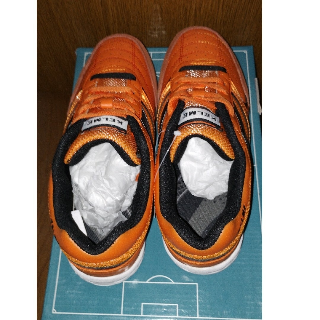 KELME(ケルメ)のケルメ　KELME　フットサルシューズ　24.5cm スポーツ/アウトドアのサッカー/フットサル(シューズ)の商品写真